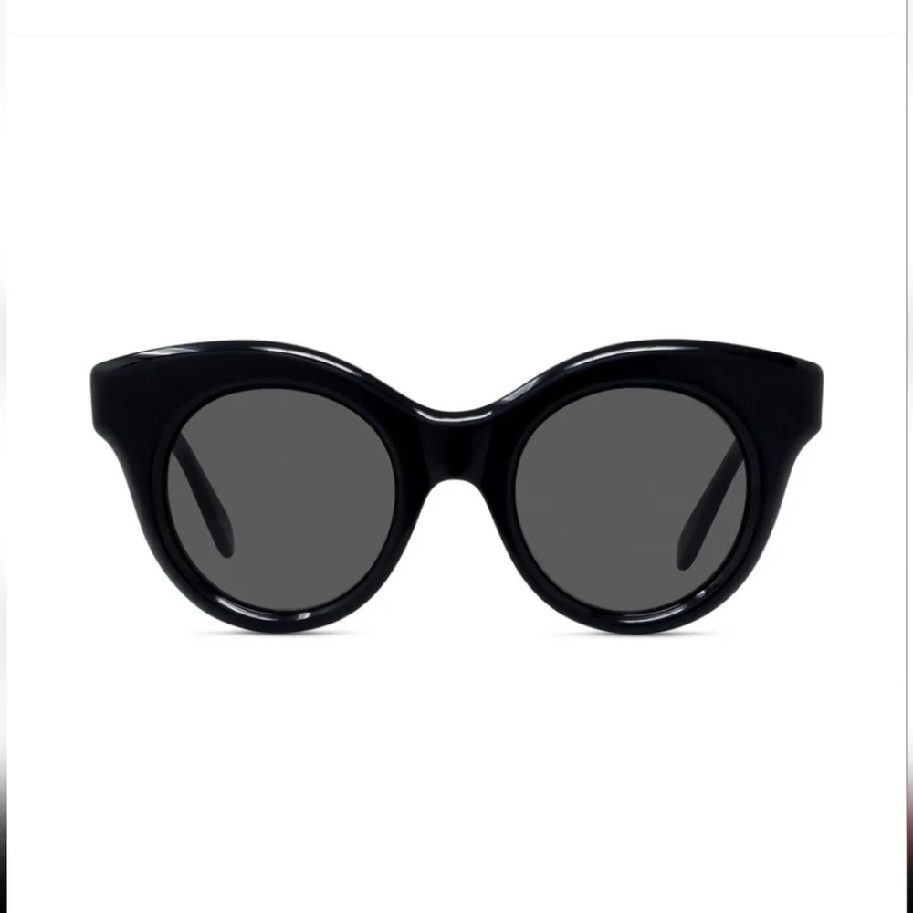 Loewe Curvy Oversized Black Sunglasses New With Case And Cloth